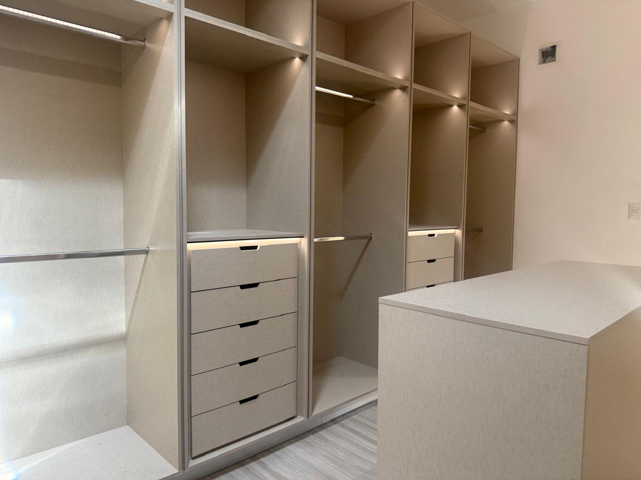 PHOTO-2025-10-11-13-17-35