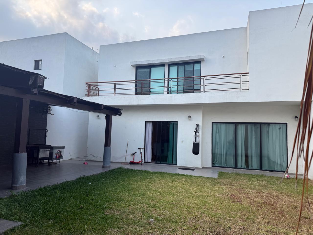 PHOTO-2025-11-24-18-11-01 4