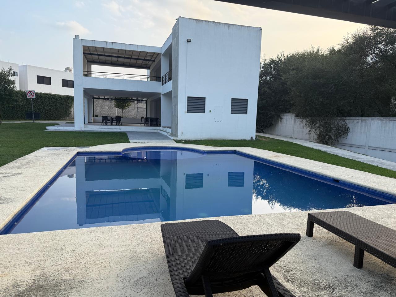 PHOTO-2025-11-24-18-12-36 3