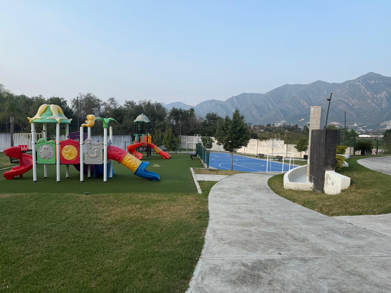 PHOTO-2025-11-24-18-12-36 4