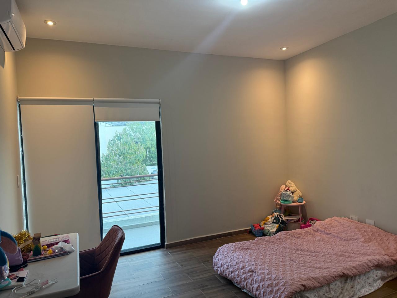 PHOTO-2025-11-24-18-12-36