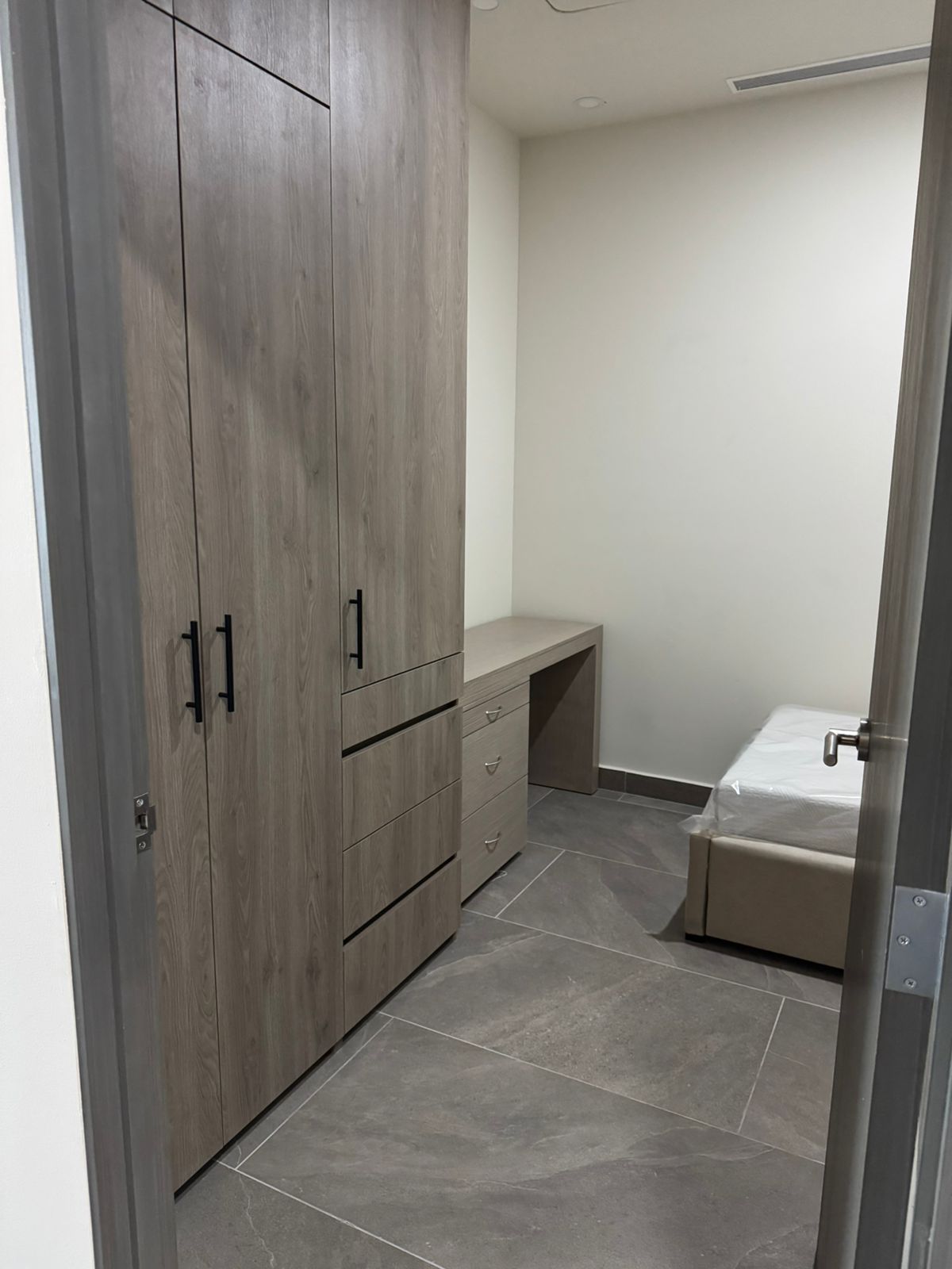 PHOTO-2025-12-07-15-34-43